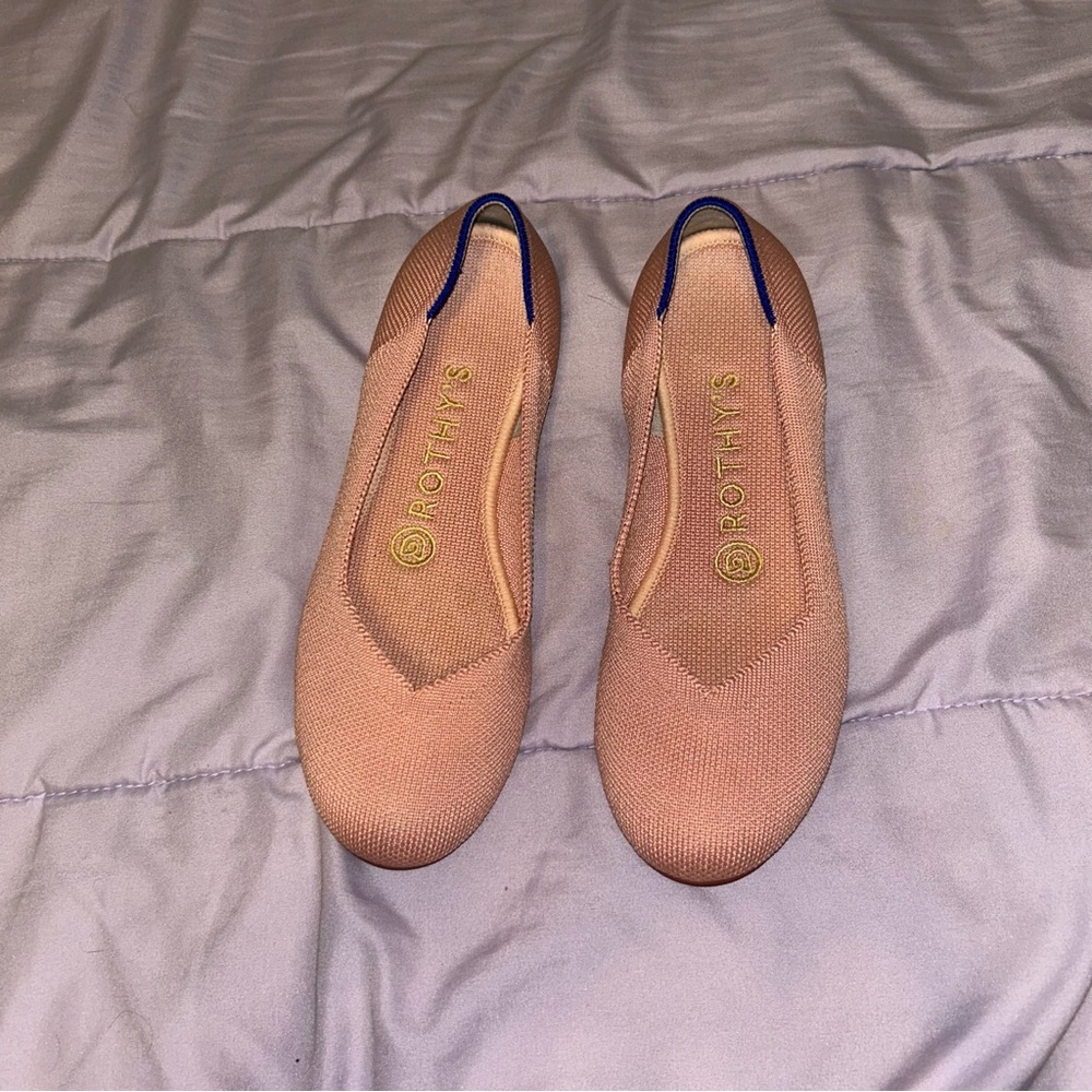 Rothy’s THE FLAT SHOES IN SAKURA PINK RETIRED